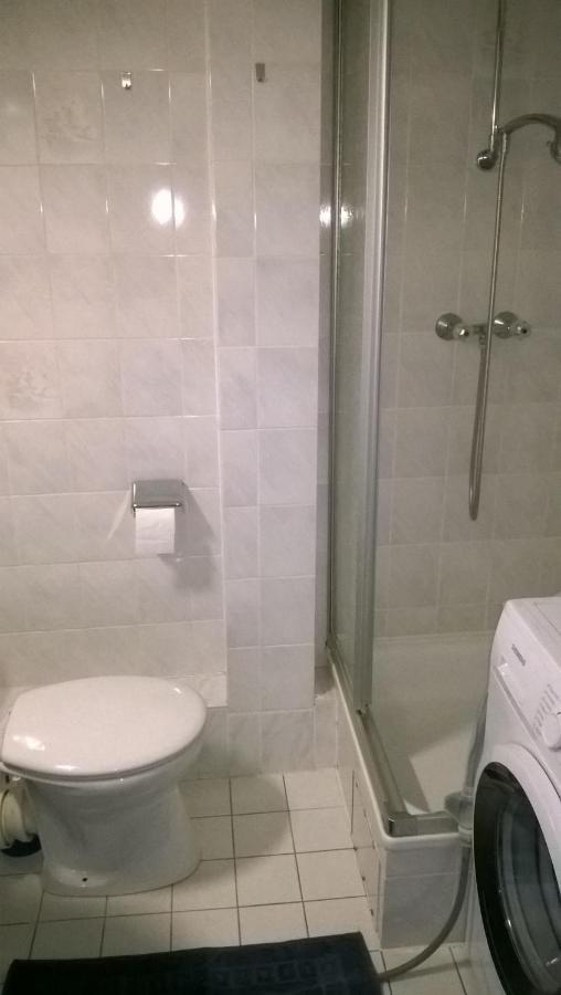 Rooming24, Kleine Pension Любек Экстерьер фото