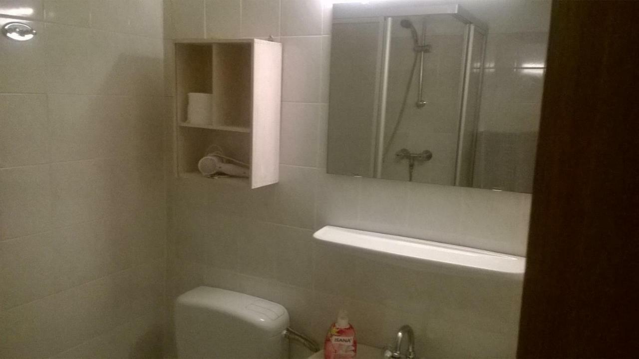 Rooming24, Kleine Pension Любек Экстерьер фото