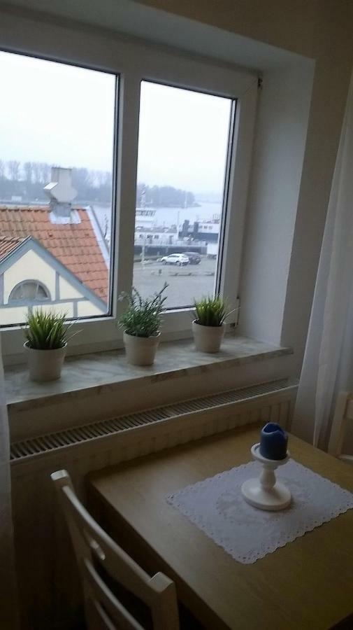 Rooming24, Kleine Pension Любек Экстерьер фото